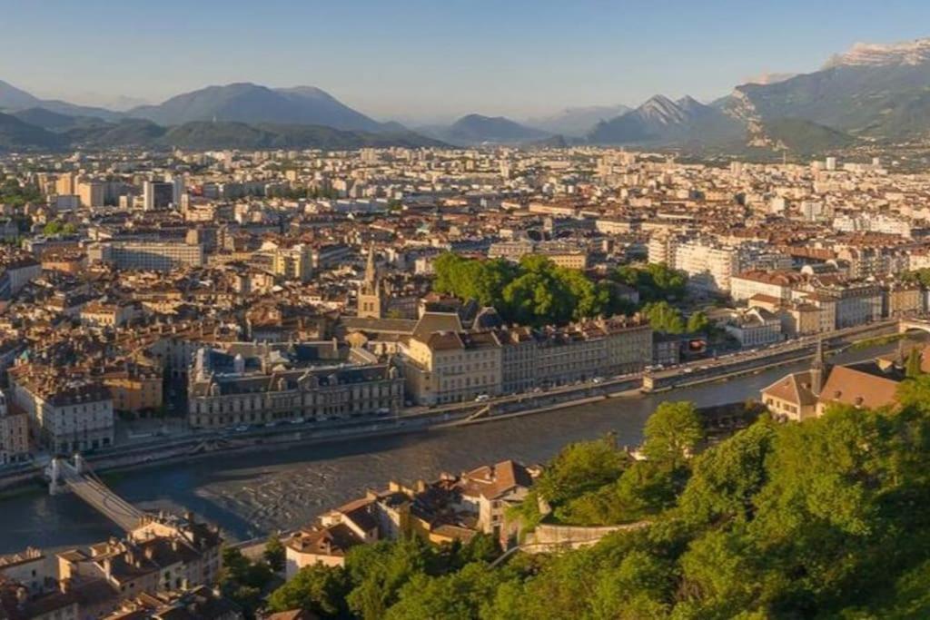 Saint Jacques Your Host Helper Grenoble Exterior photo